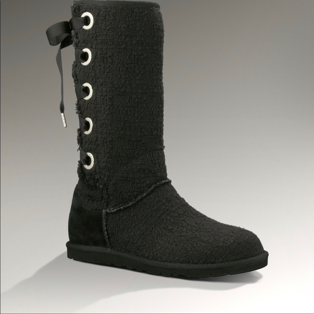 Black Heirloom size 9 UGG boots with bows